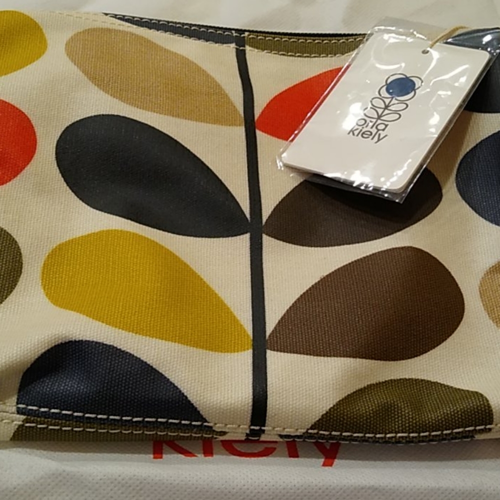 Orla Kiely classic stem collection